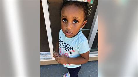 Police: 7-year-old girl and mother missing since Sunday evening